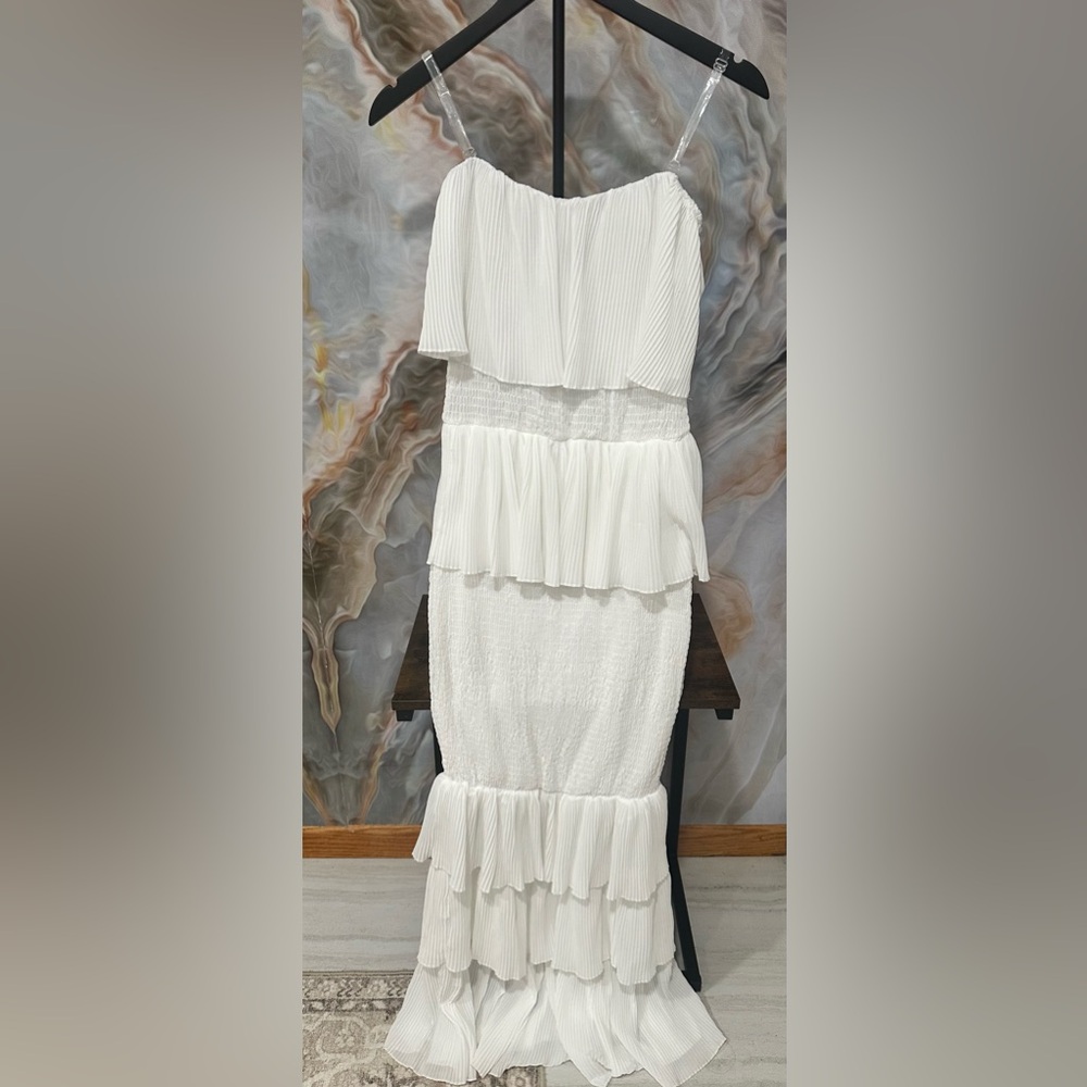 Elegant Strapless White Tiered Dress